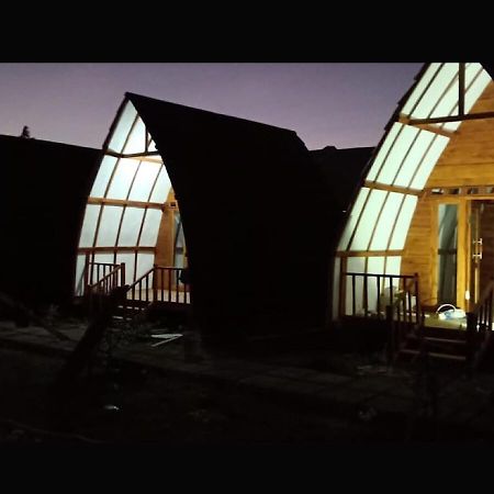 Raffles Inn Labuan Bajo Exterior photo